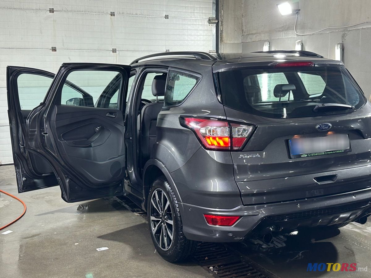 2019' Ford Kuga photo #3