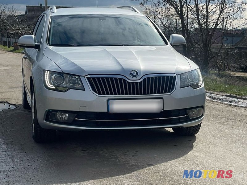 2013' Skoda Superb photo #1