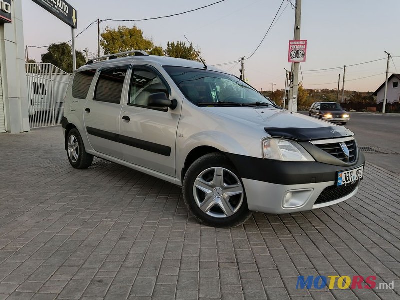 2008' Dacia Logan Mcv photo #1