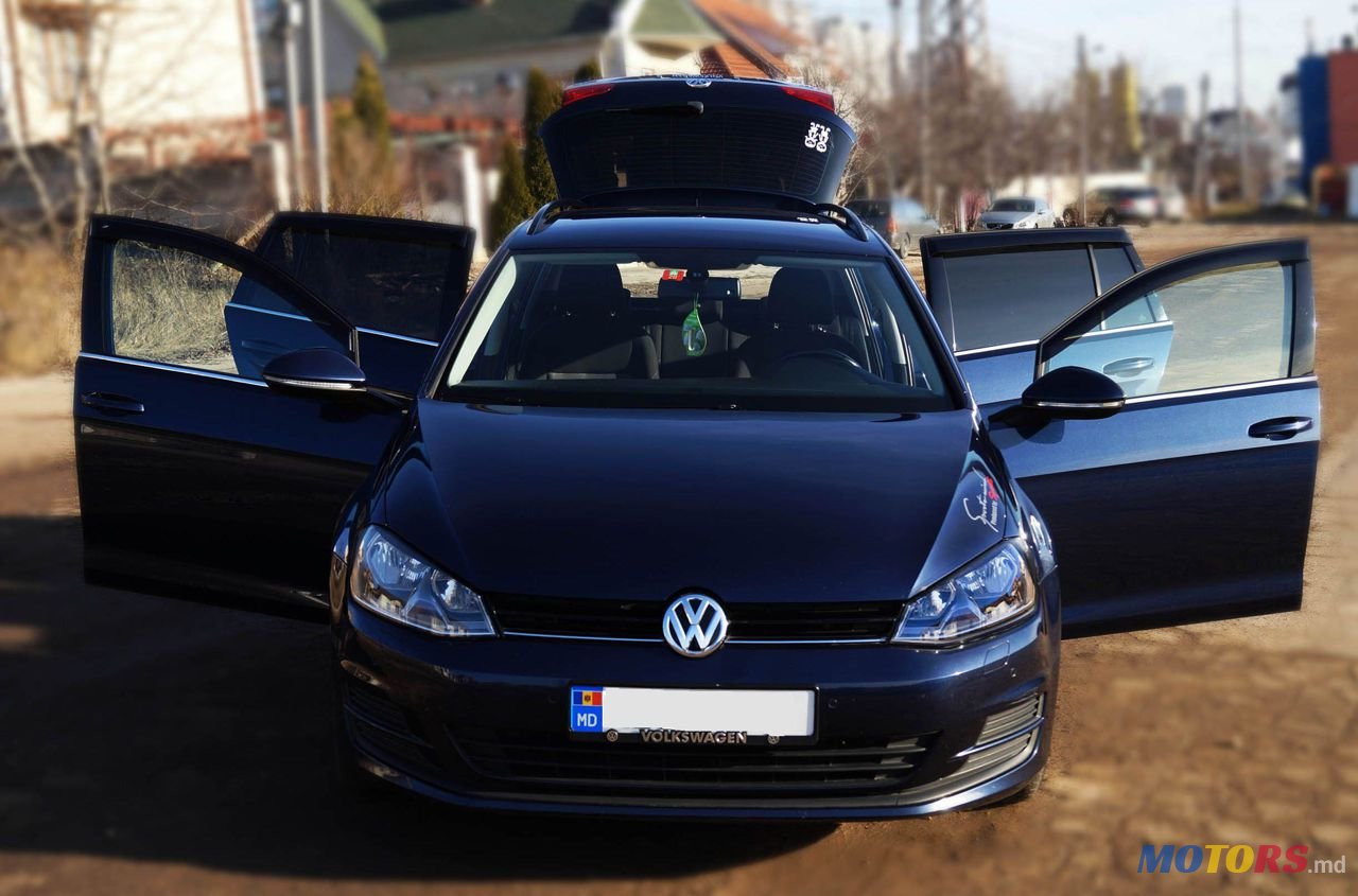 2014' Volkswagen Golf photo #1