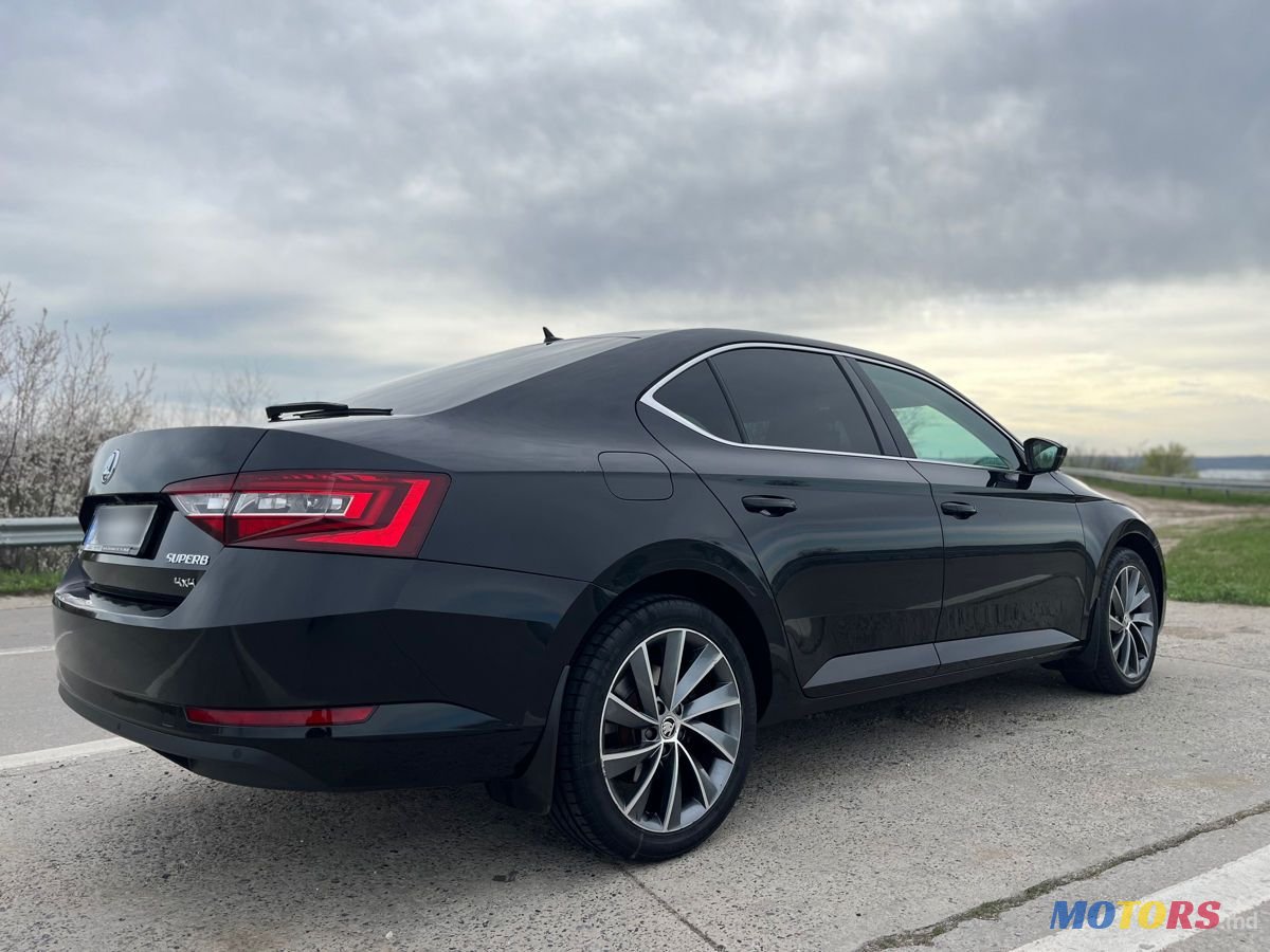 2017' Skoda Superb photo #2