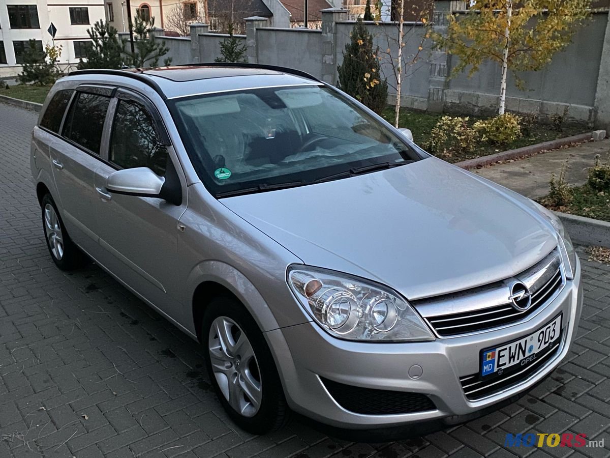 2009' Opel Astra photo #1