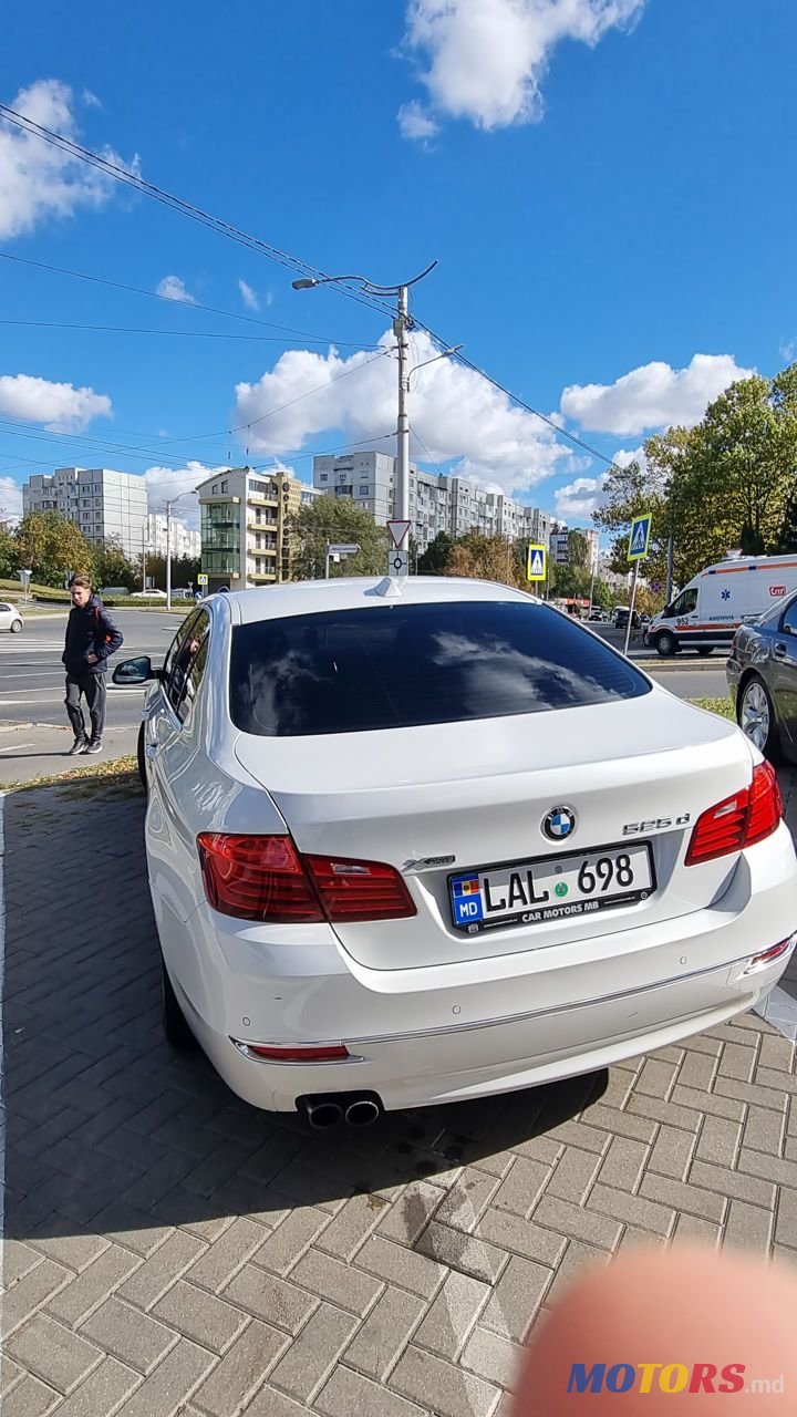 2016' BMW 5 Series photo #4