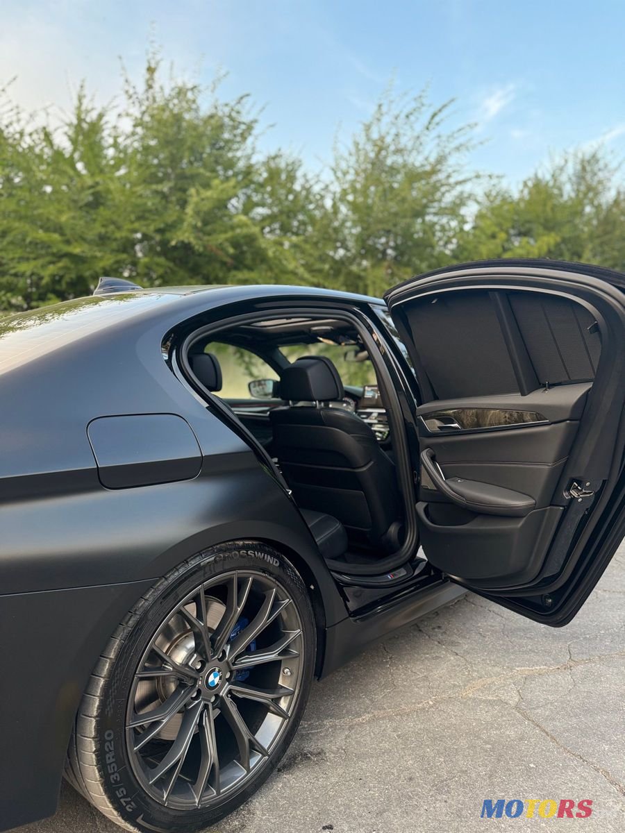 2023' BMW 5 Series photo #5