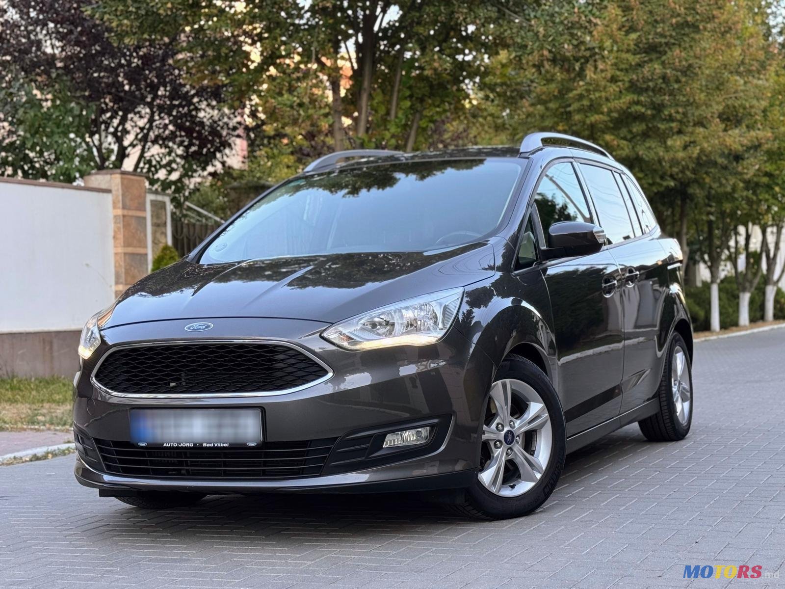 2016' Ford Grand C-MAX photo #2