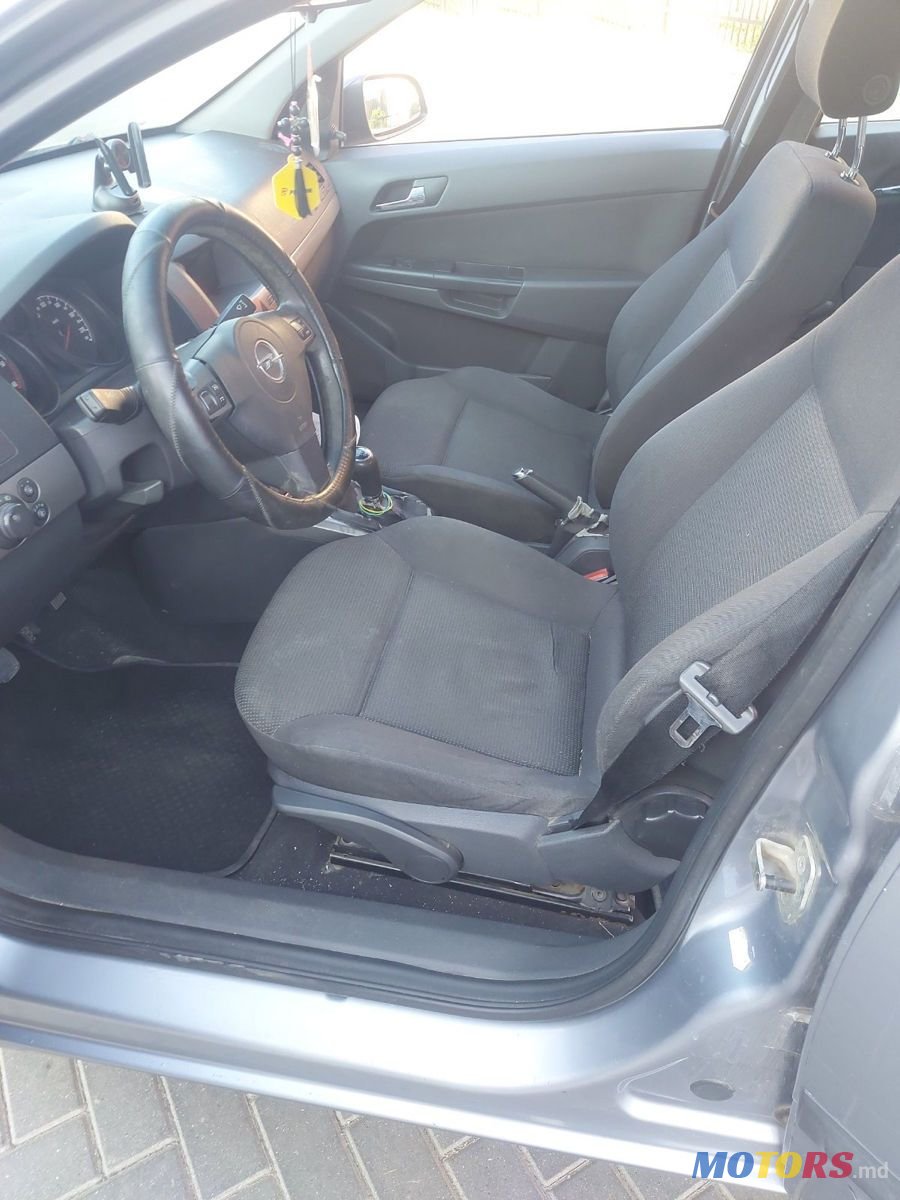 2006' Opel Astra photo #5