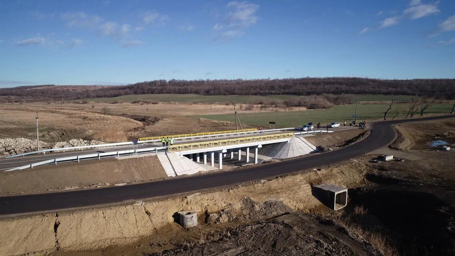 Un pod care leagă R. Moldova și România, deschis pentru circulație