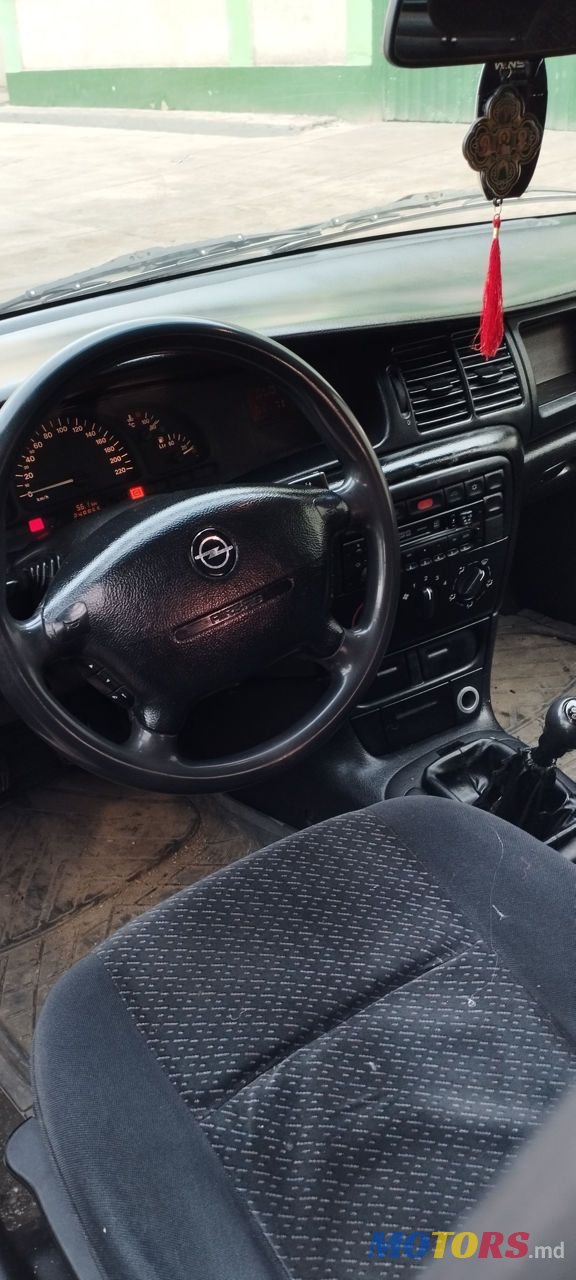 1996' Opel Vectra photo #4