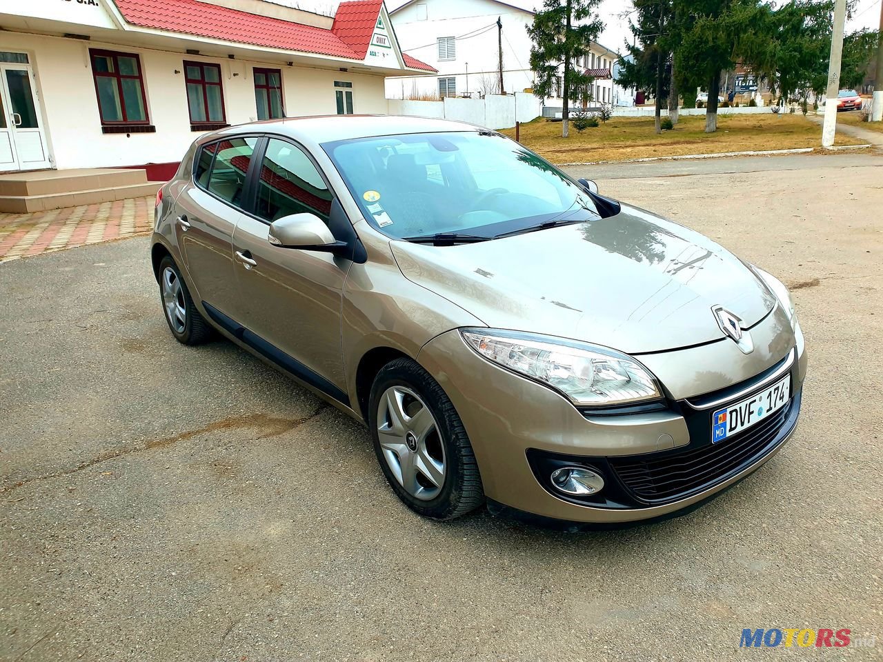 2013' Renault Megane photo #2