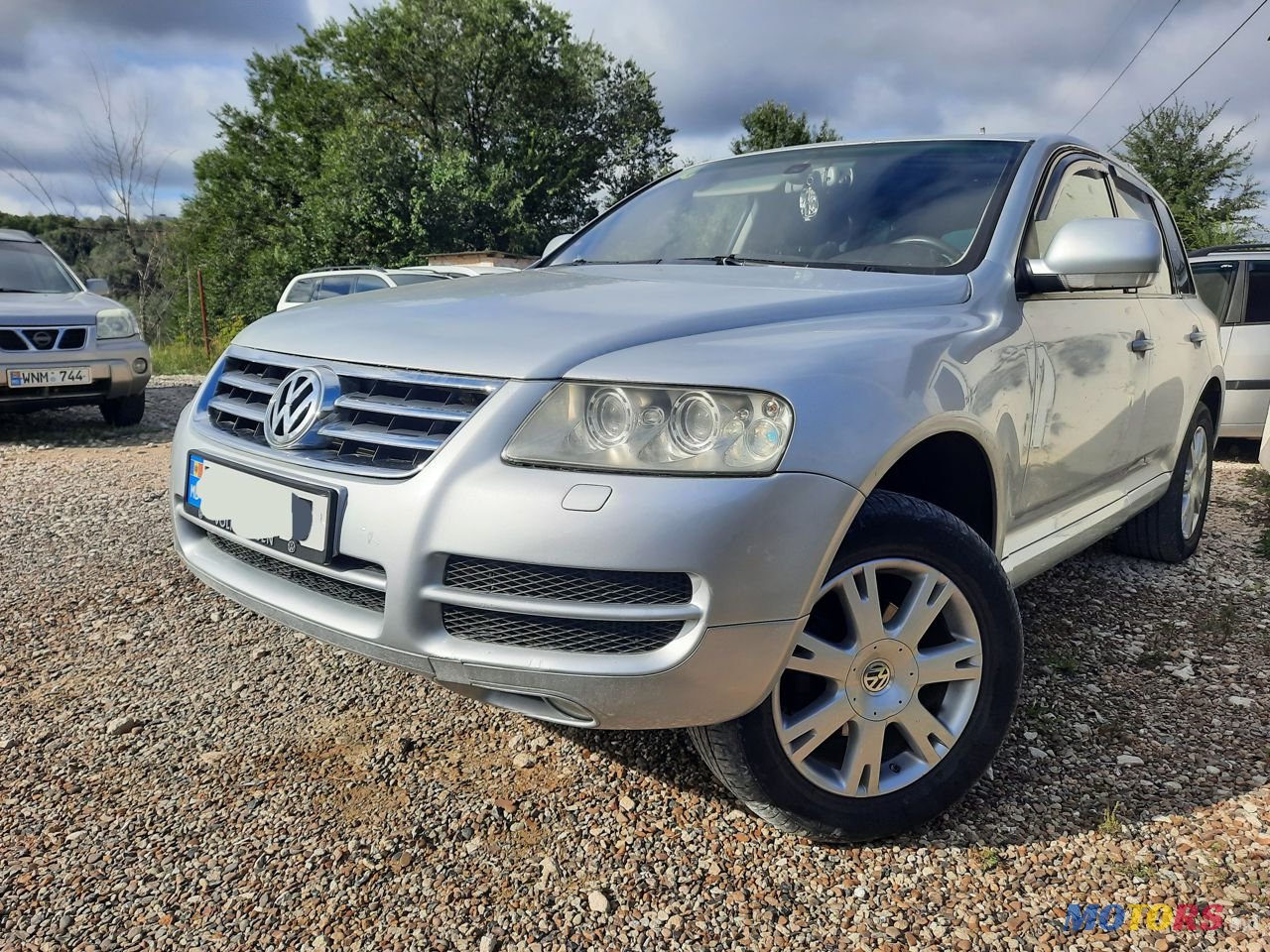 2005' Volkswagen Touareg photo #2