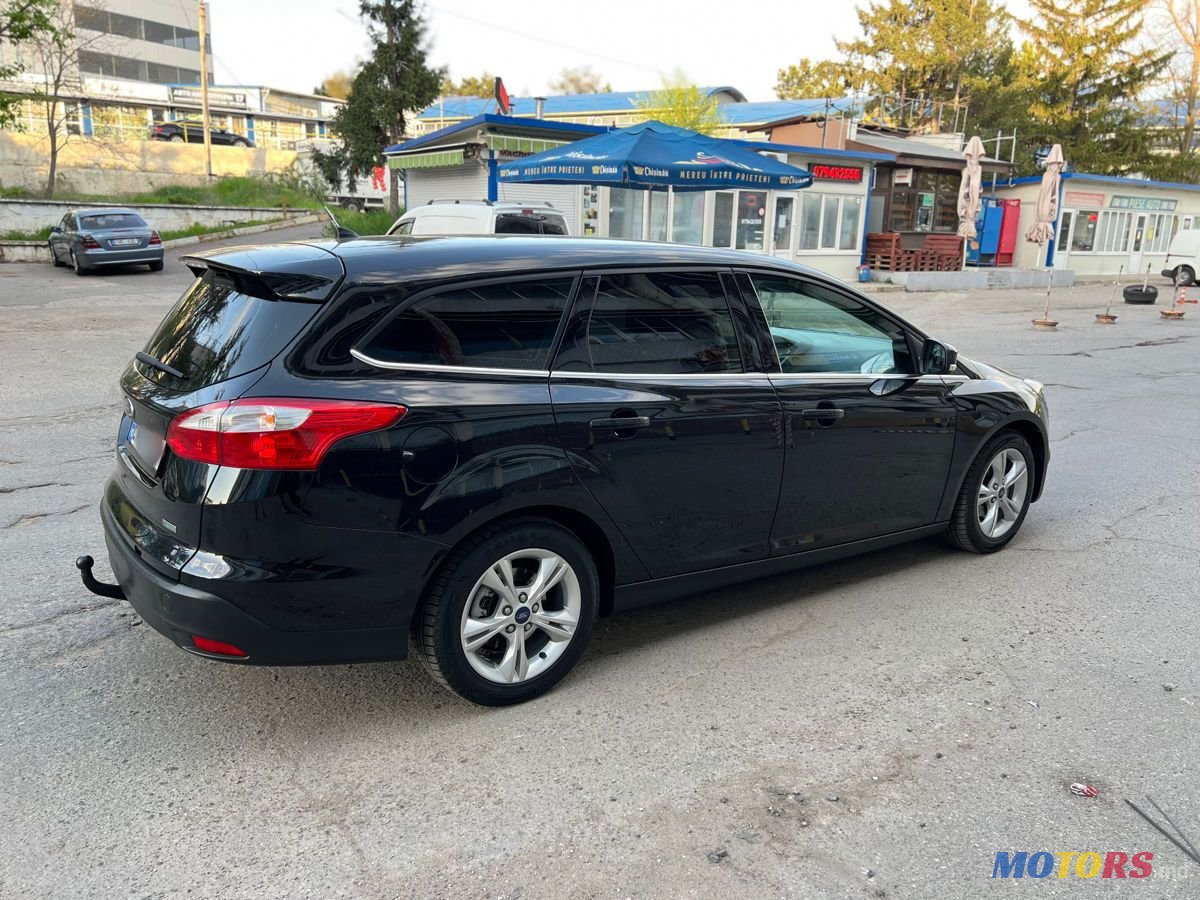 2014' Ford Focus photo #3