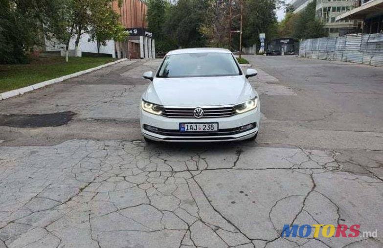 2016' Volkswagen Passat photo #3