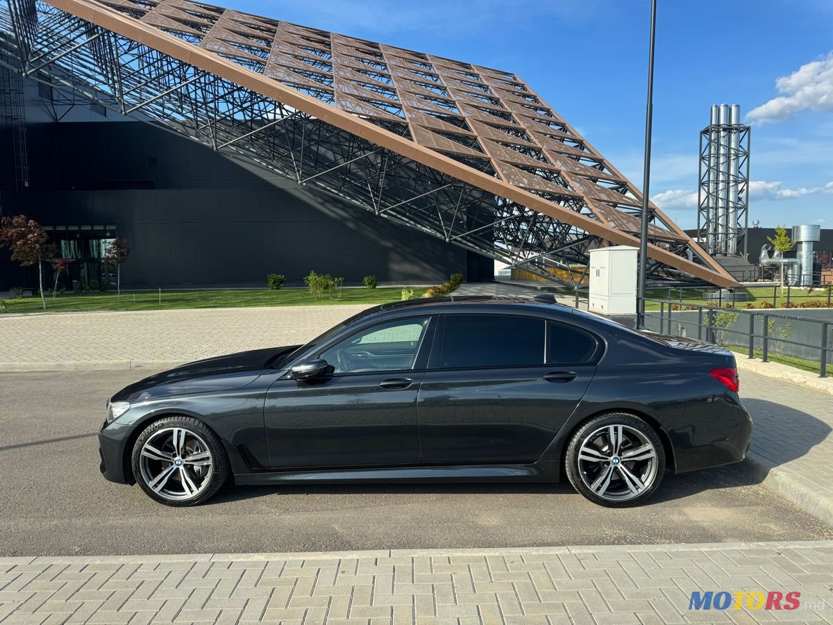 2017' BMW 7 Series photo #1