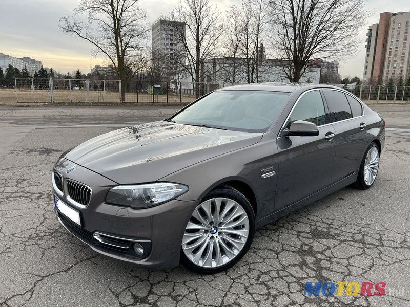 2015' BMW 5 Series photo #3