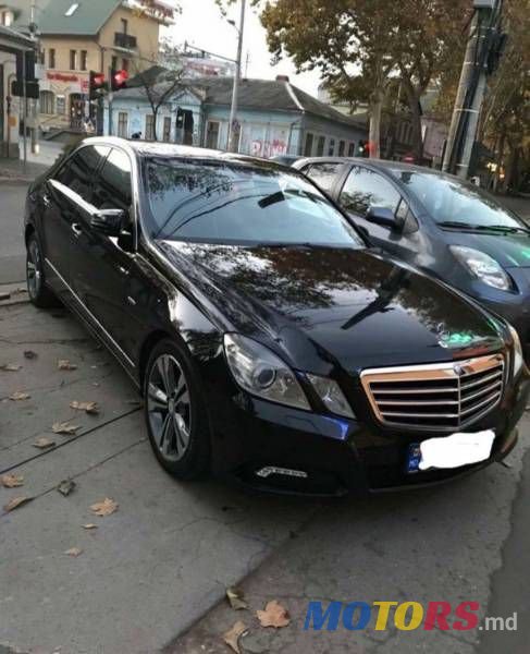 2010' Mercedes-Benz E photo #3