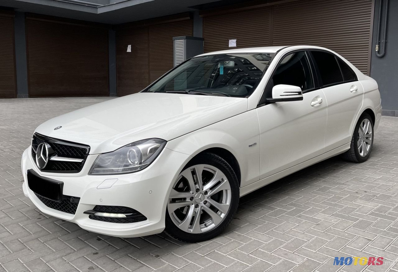 2012' Mercedes-Benz C Класс photo #1
