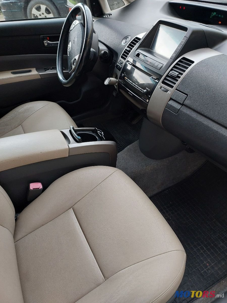 2006' Toyota Prius photo #5