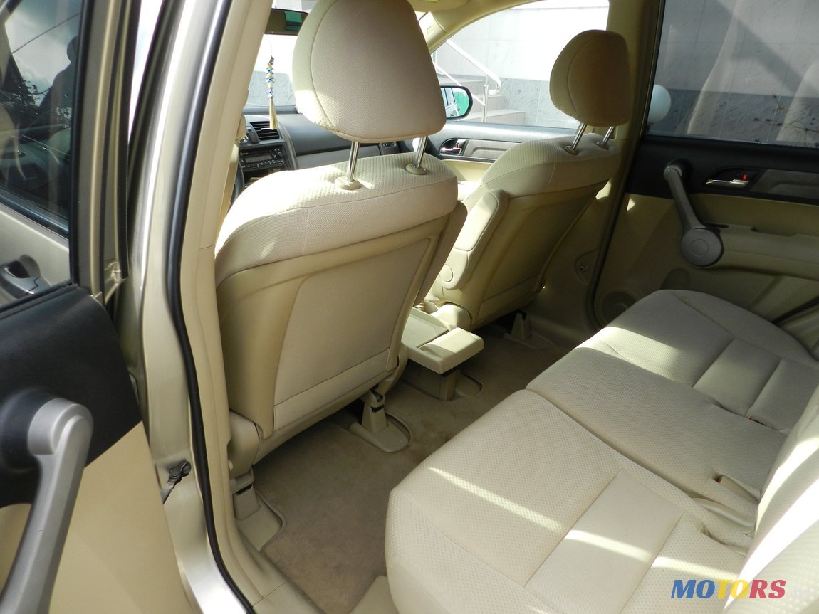 2007' Honda CR-V photo #4