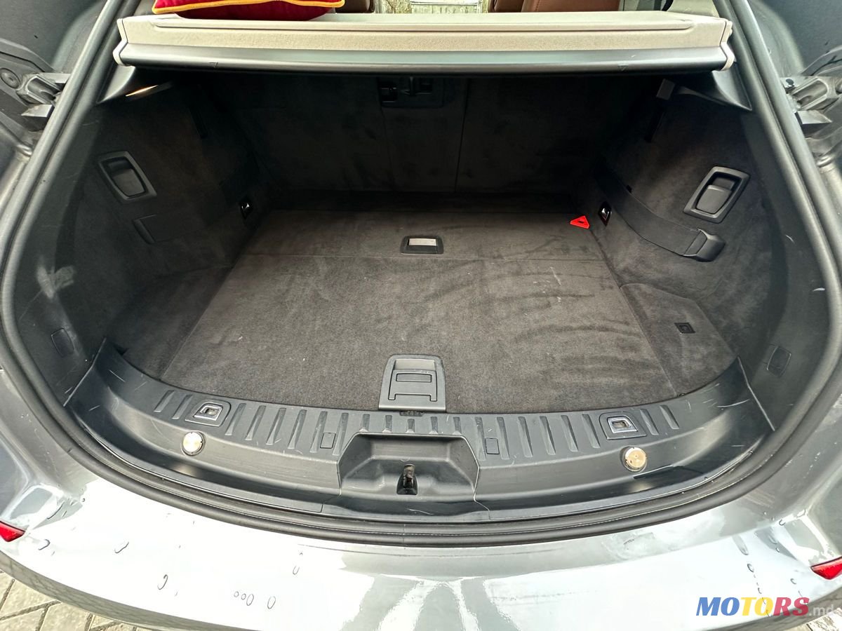 2011' BMW 5 Gt photo #3