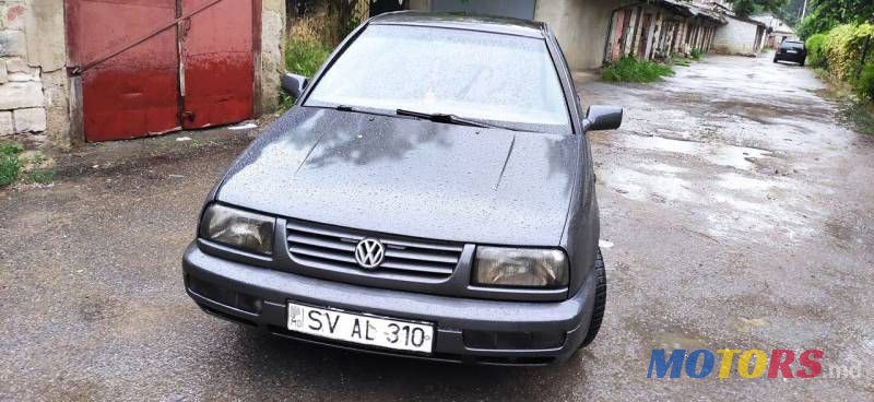 1997' Volkswagen Vento photo #1