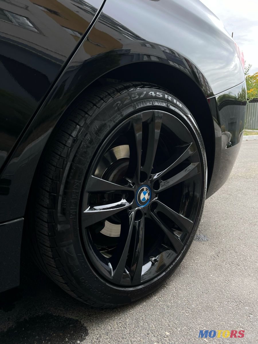 2018' BMW 3 Series photo #5