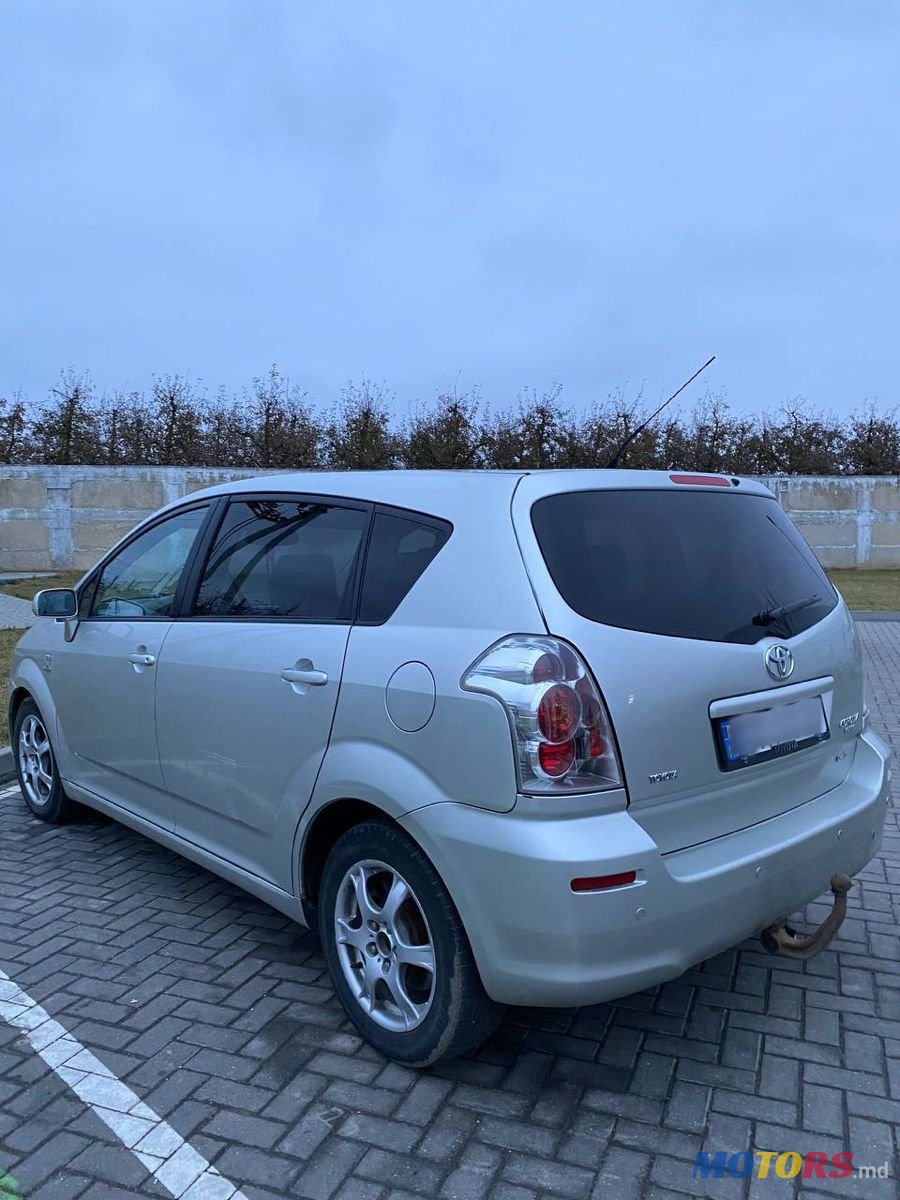 2006' Toyota Corolla Verso photo #5