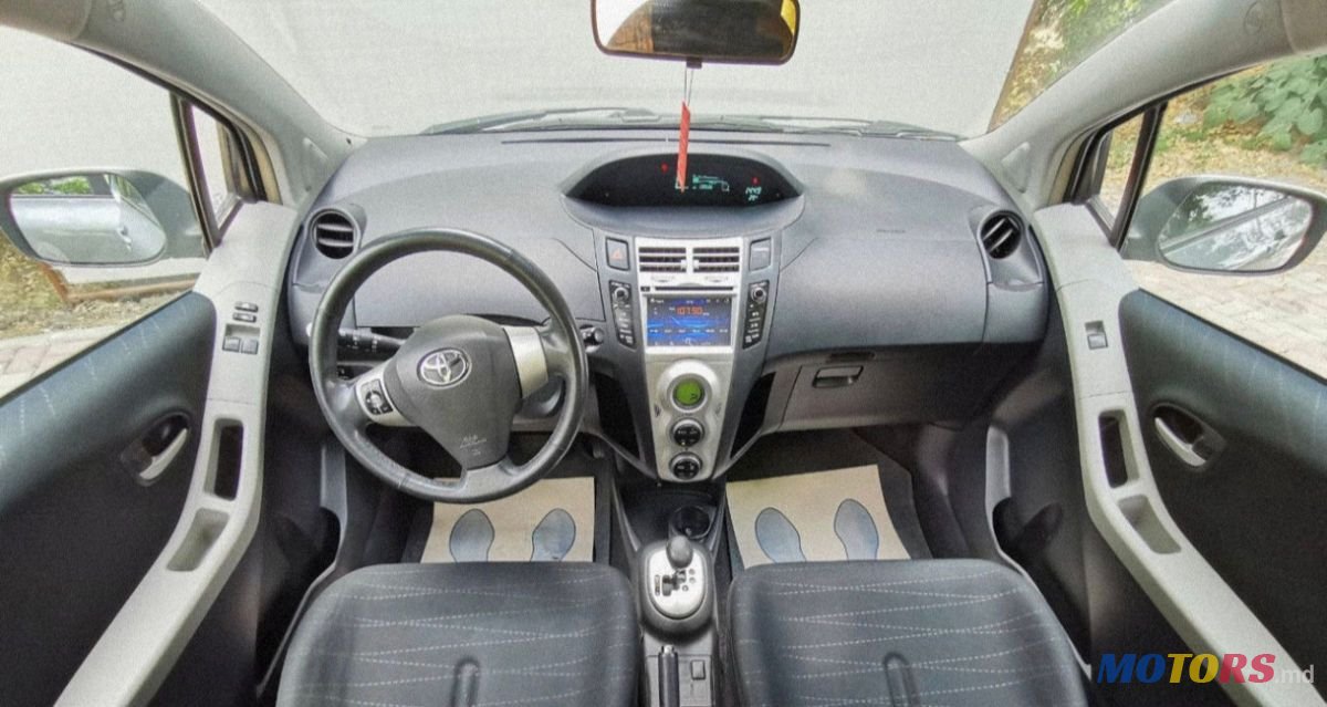 2006' Toyota Yaris photo #6