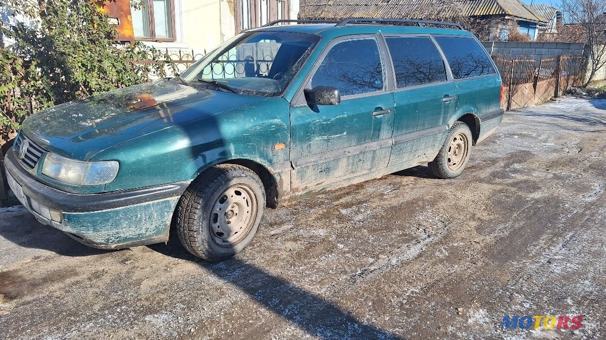 1994' Volkswagen Passat photo #3