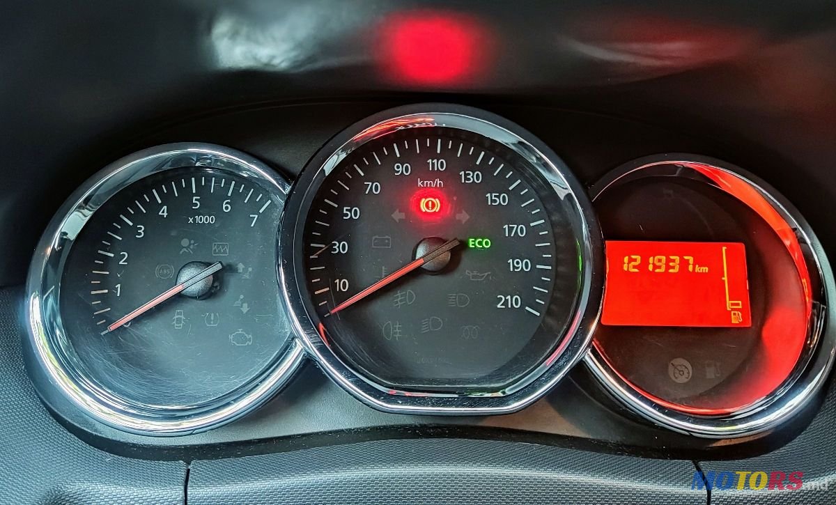 2014' Dacia Duster photo #3