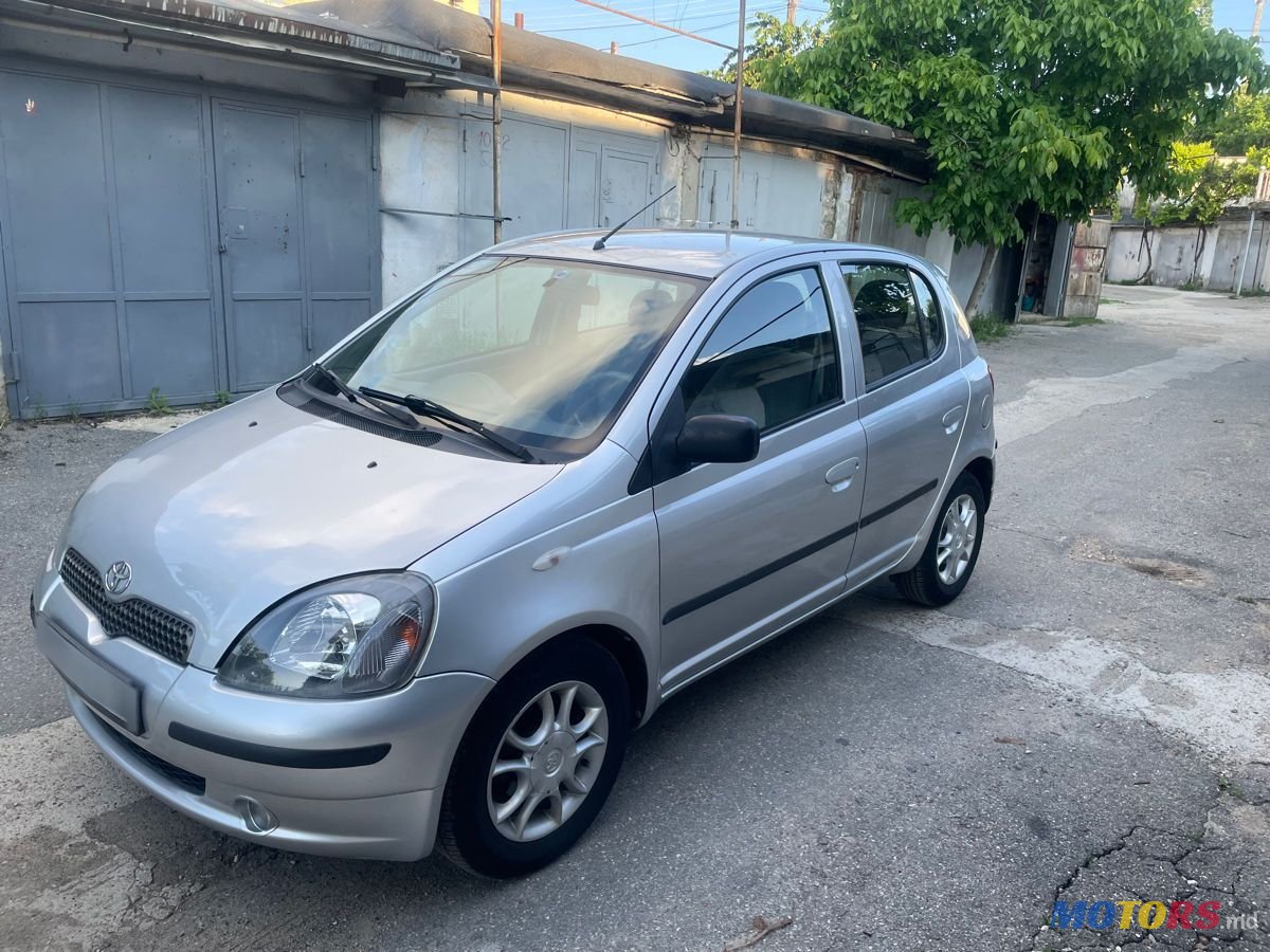 2001' Toyota Yaris photo #3