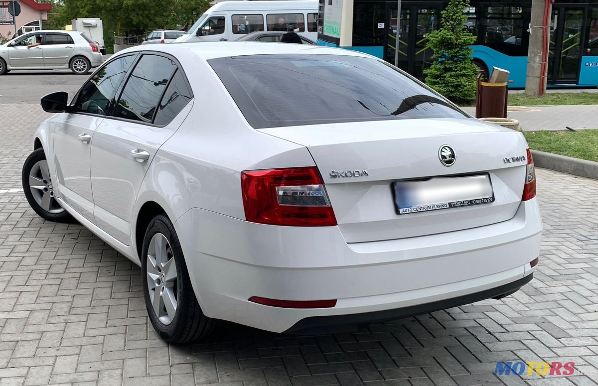 2017' Skoda Octavia photo #3