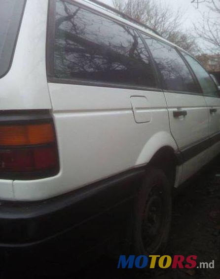 1991' Volkswagen Passat photo #1