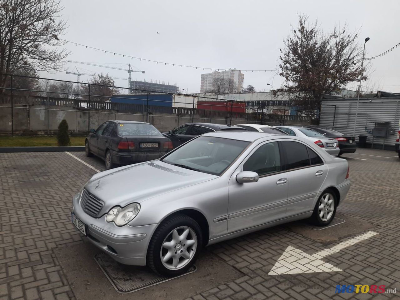 2003' Mercedes-Benz C Класс photo #1