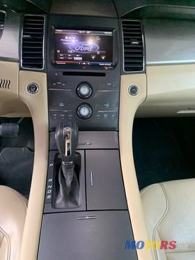 2013' Ford Taurus photo #5