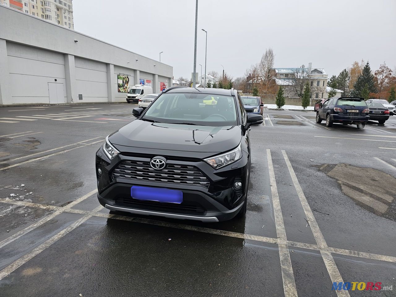 2019' Toyota RAV4 photo #1