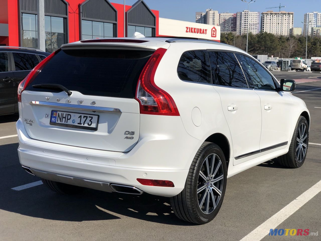 2017' Volvo XC60 photo #4