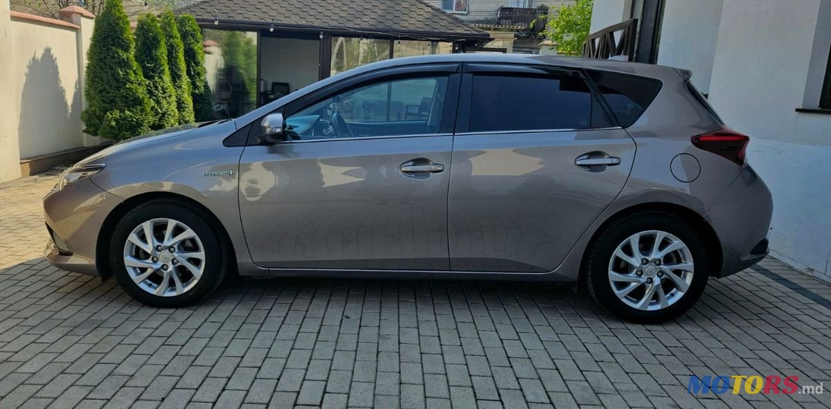 2015' Toyota Auris photo #1