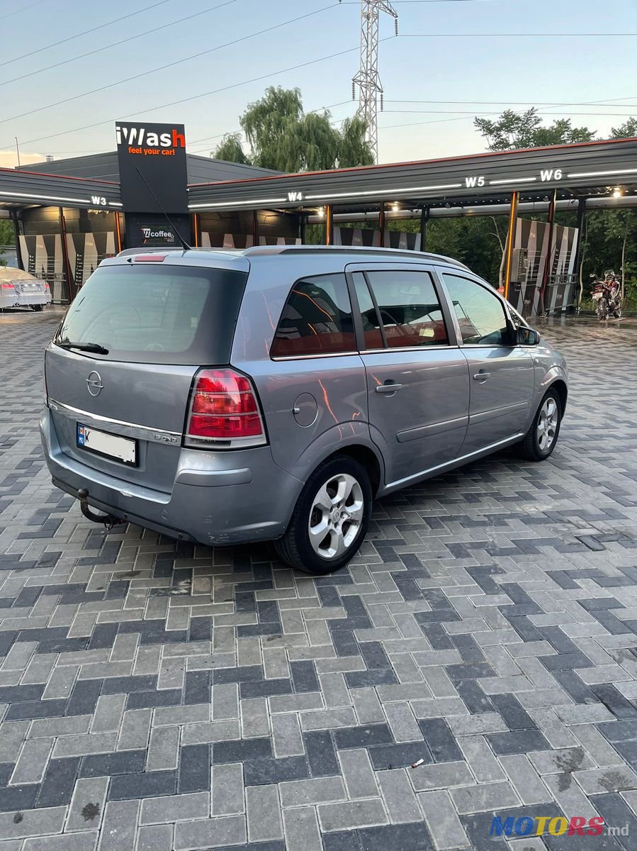 2006' Opel Zafira photo #2
