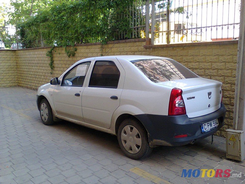 2011' Dacia Logan photo #1