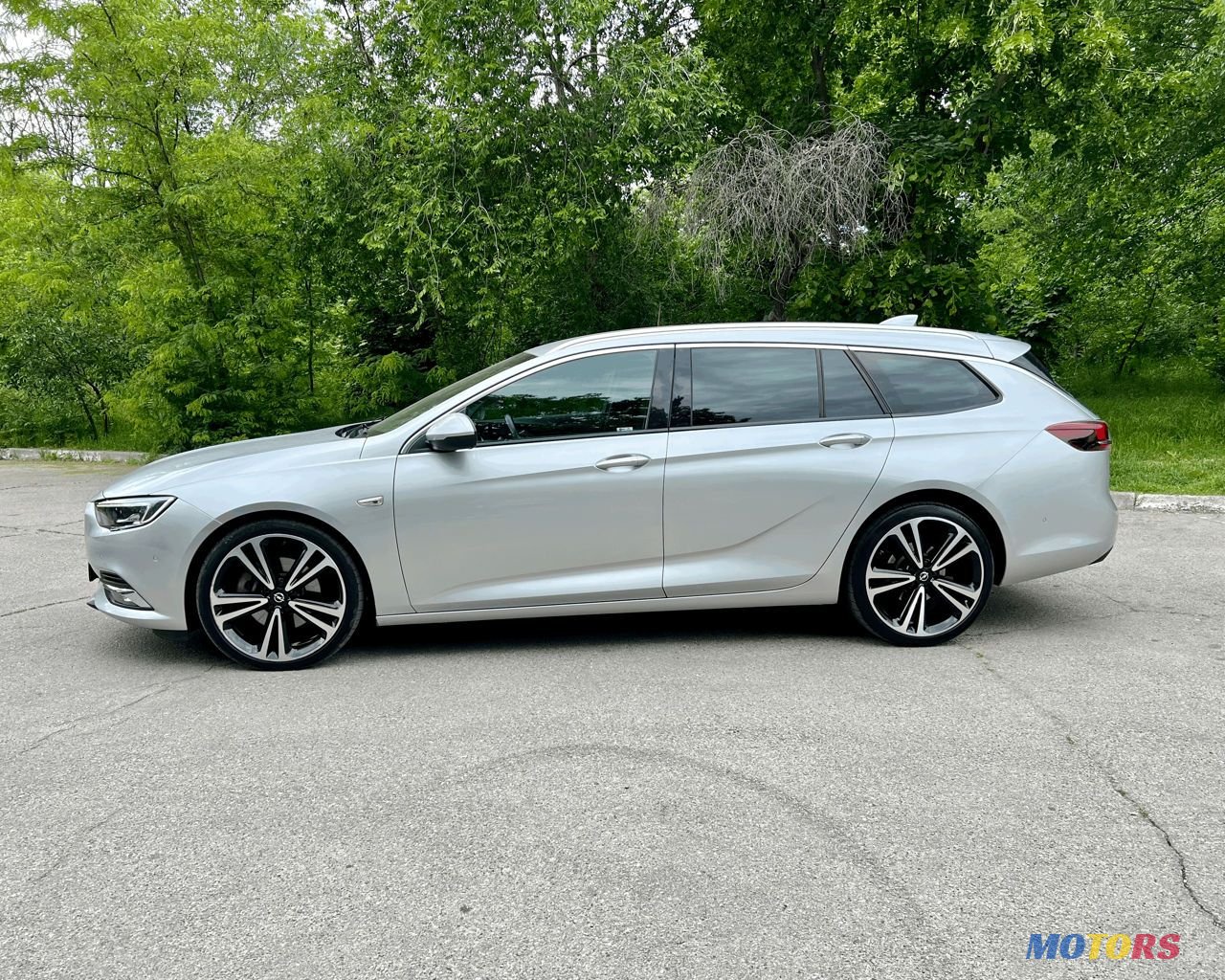 2017' Opel Insignia photo #1