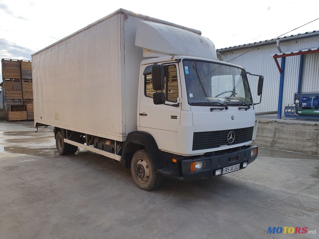 1992' Mercedes-Benz 814 photo #1