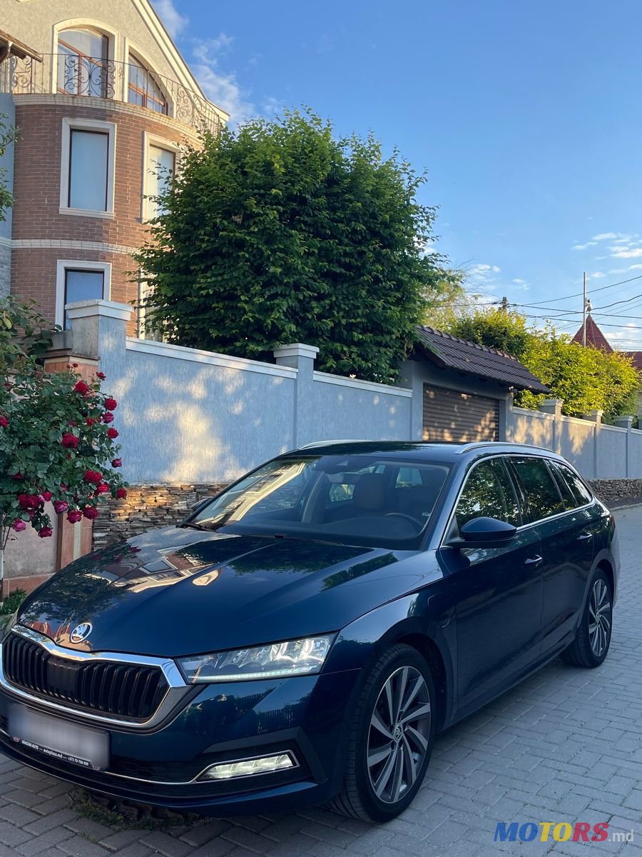2021' Skoda Octavia photo #5