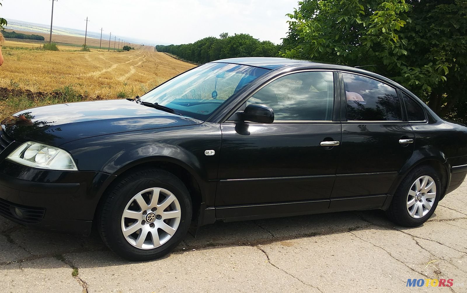 2004' Volkswagen Passat B5 photo #1