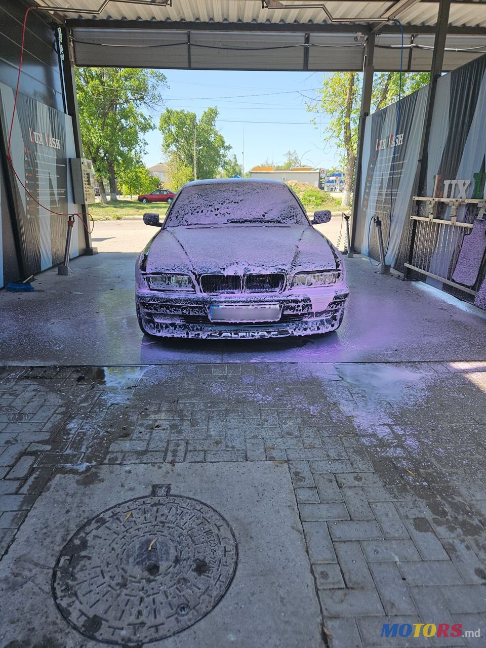 1998' BMW 7 Series photo #4