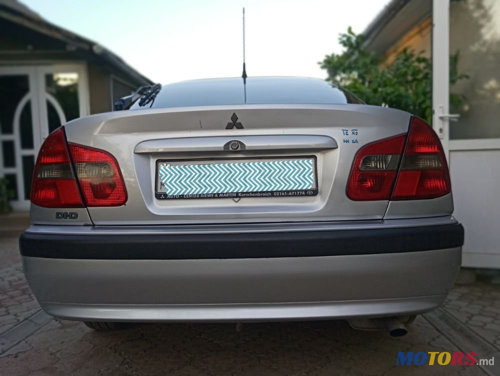 2003' Mitsubishi Carisma photo #4