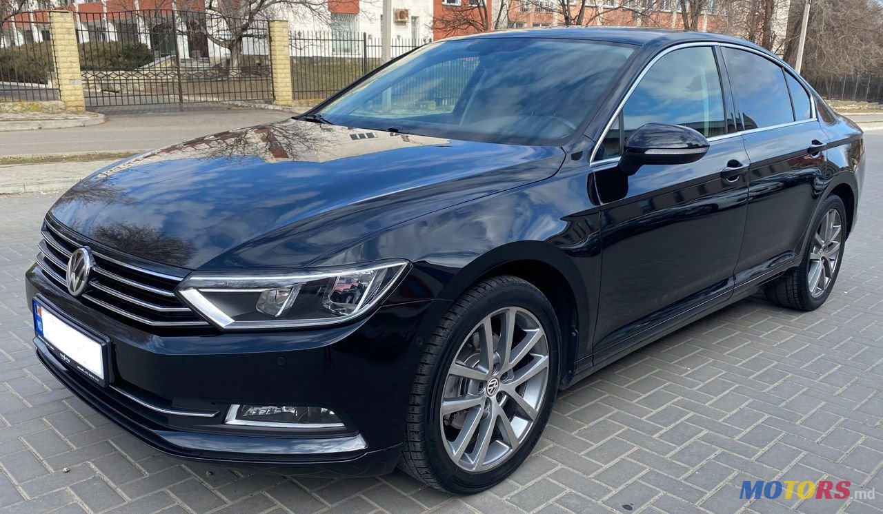 2018' Volkswagen Passat photo #1