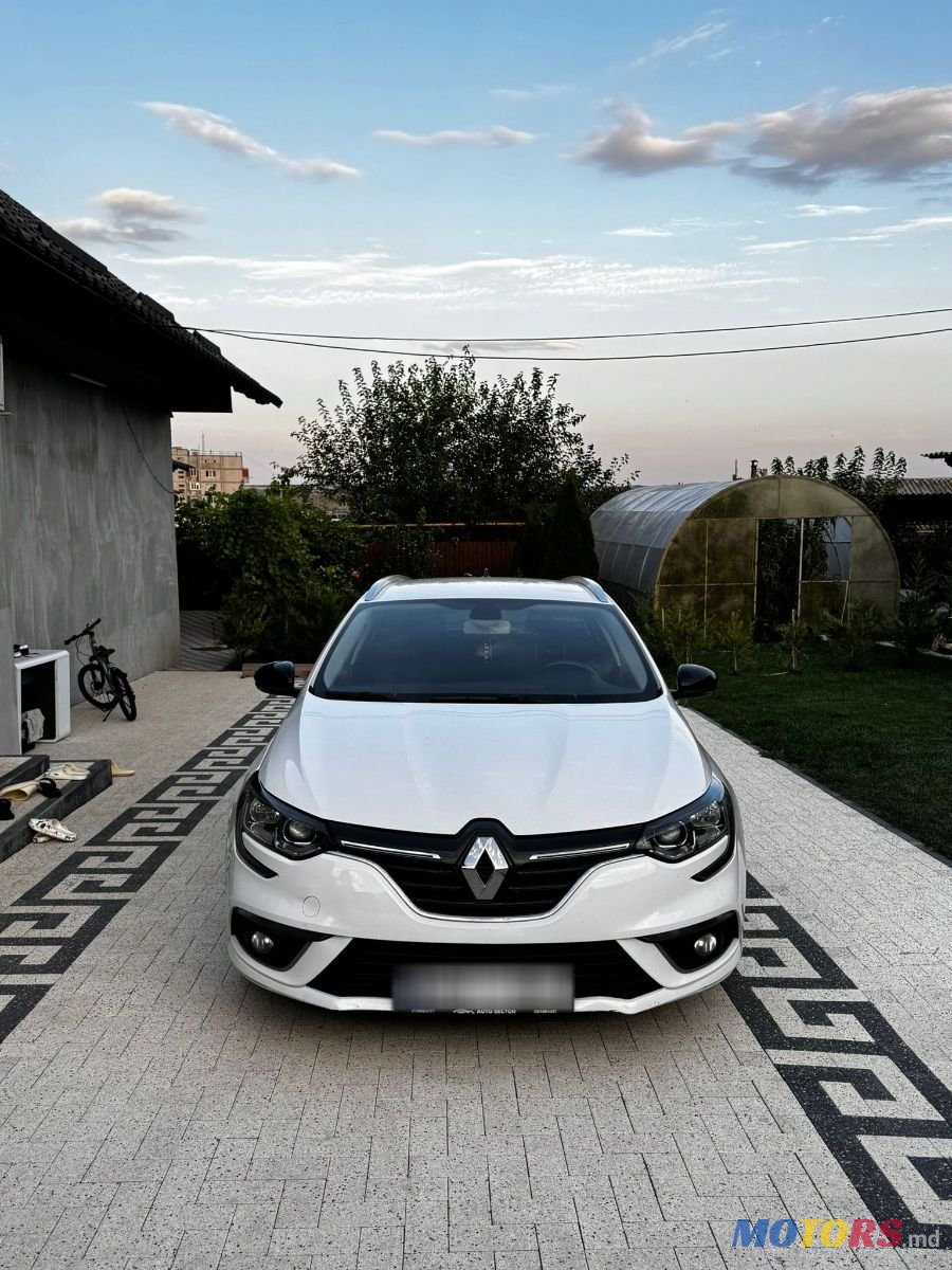 2019' Renault Megane photo #5