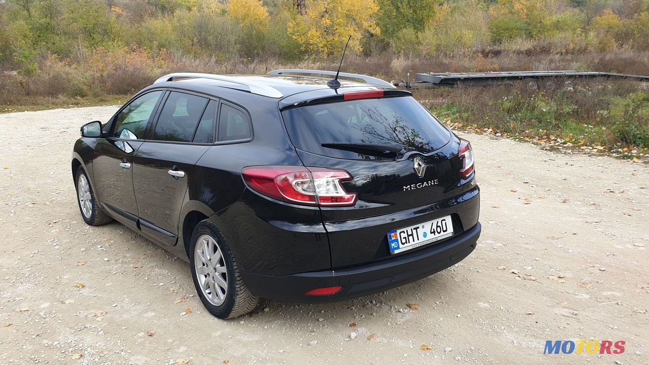 2012' Renault Megane photo #4