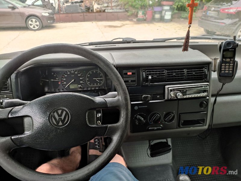 1998' Volkswagen Transporter photo #2