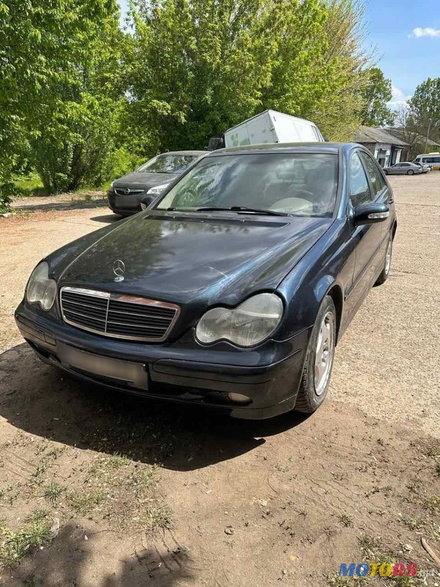 2000' Mercedes-Benz E-Class photo #3